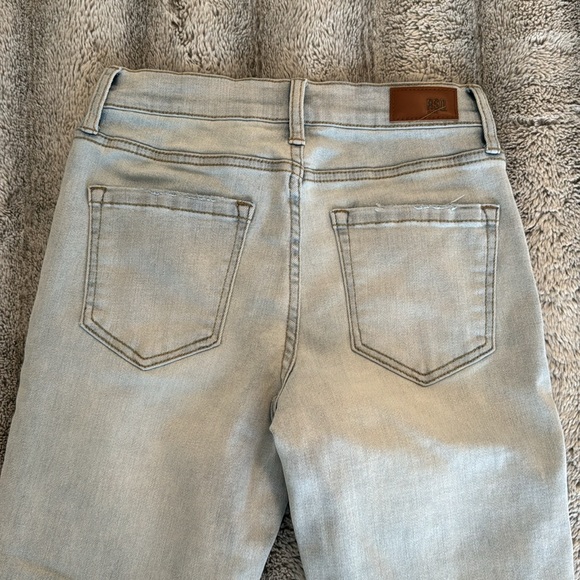 RSQ Girls' Light-Wash Straight Leg Jeans - Size 10 Slim - Picture 4 of 7